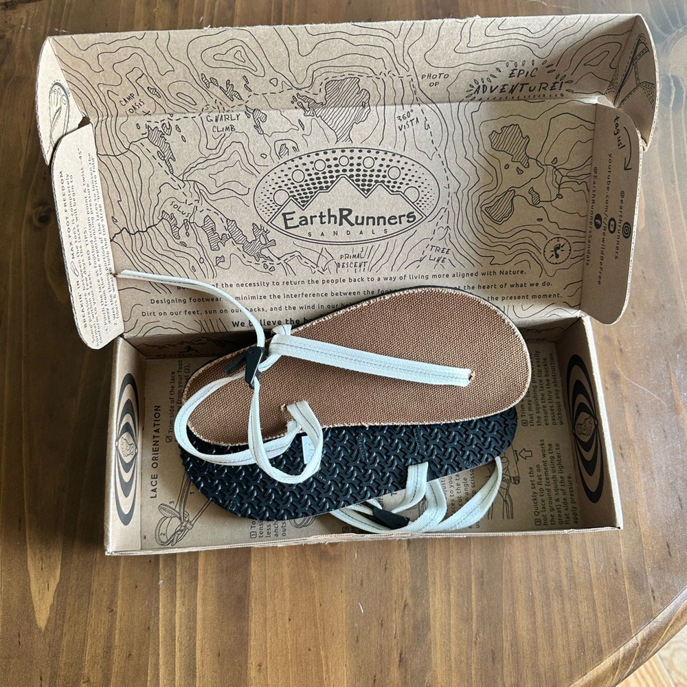 NEW Earth Runners Barefoot Grounding Sandals